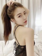 性感白皙小妖精