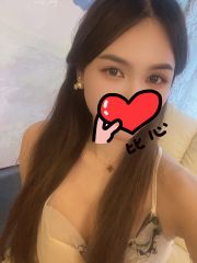 服务贴心长腿小漫